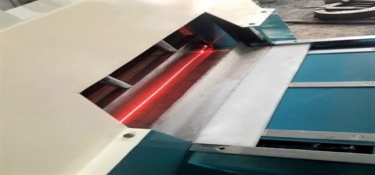 Automatic Fabric Sample Cutting Machine – view 4 by Niruma Textile Machinery